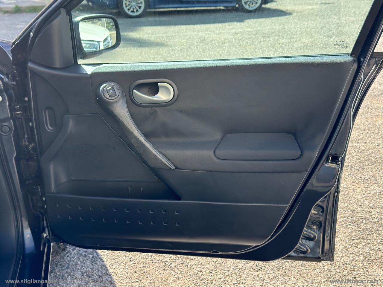 RENAULT Mégane 1.6 SporTour Dynamique