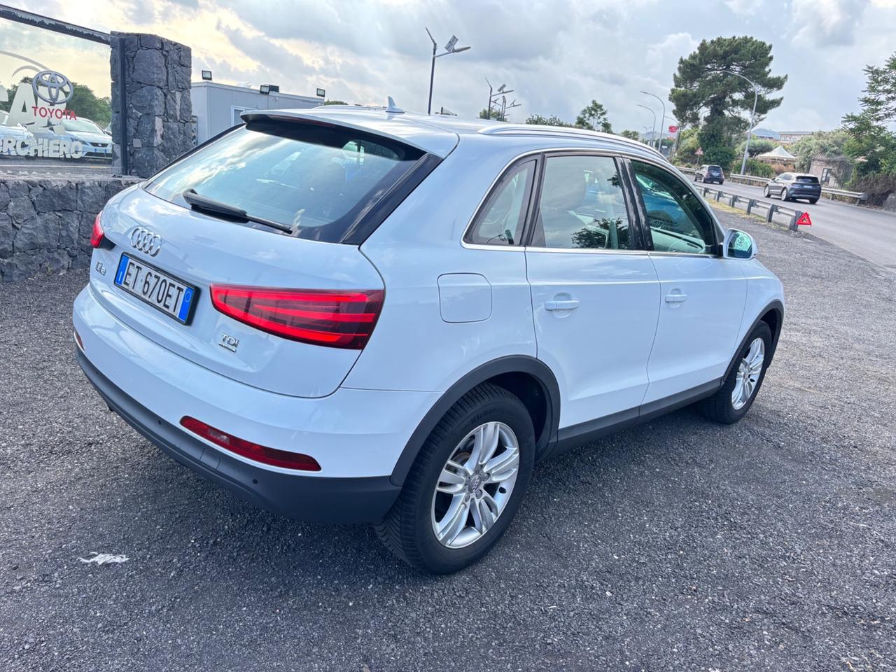 Audi Q3 2.0 TDI quattro S tronic Business Plus
