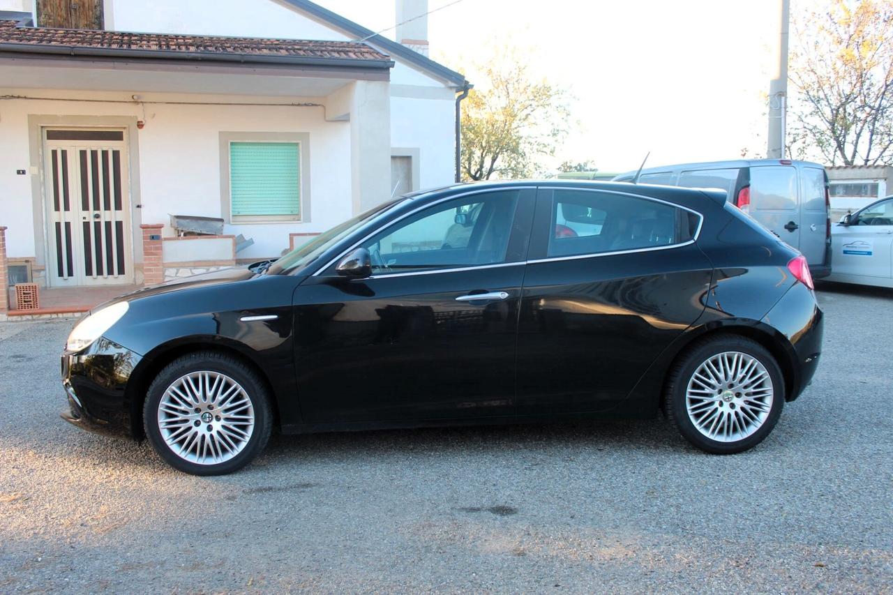 Alfa Romeo Giulietta 1.6 JTDm-2 105 CV Exclusive