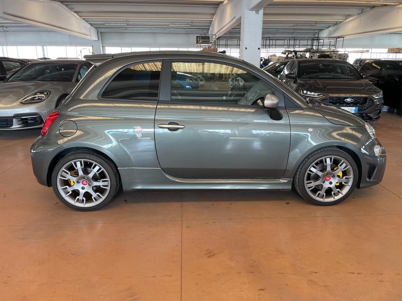 Abarth 595 1.4 Turbo T-Jet 165 CV Turismo