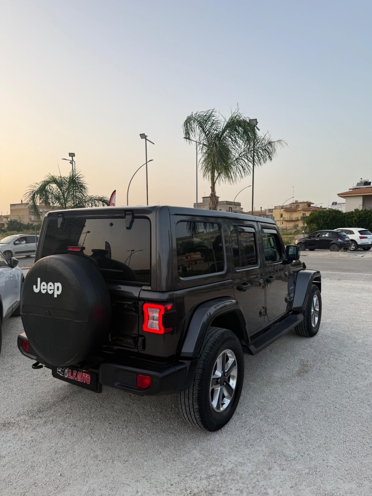 Jeep Wrangler Unlimited 2.2 Mjt II Sahara