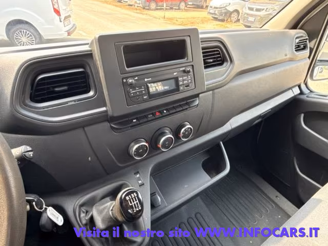 RENAULT Master T35 2.3 dCi 135 CV Pianale Cabinato Ice + IVA