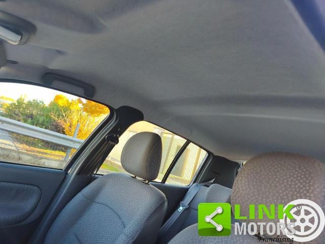 RENAULT Clio Storia 1.2 5 porte Confort