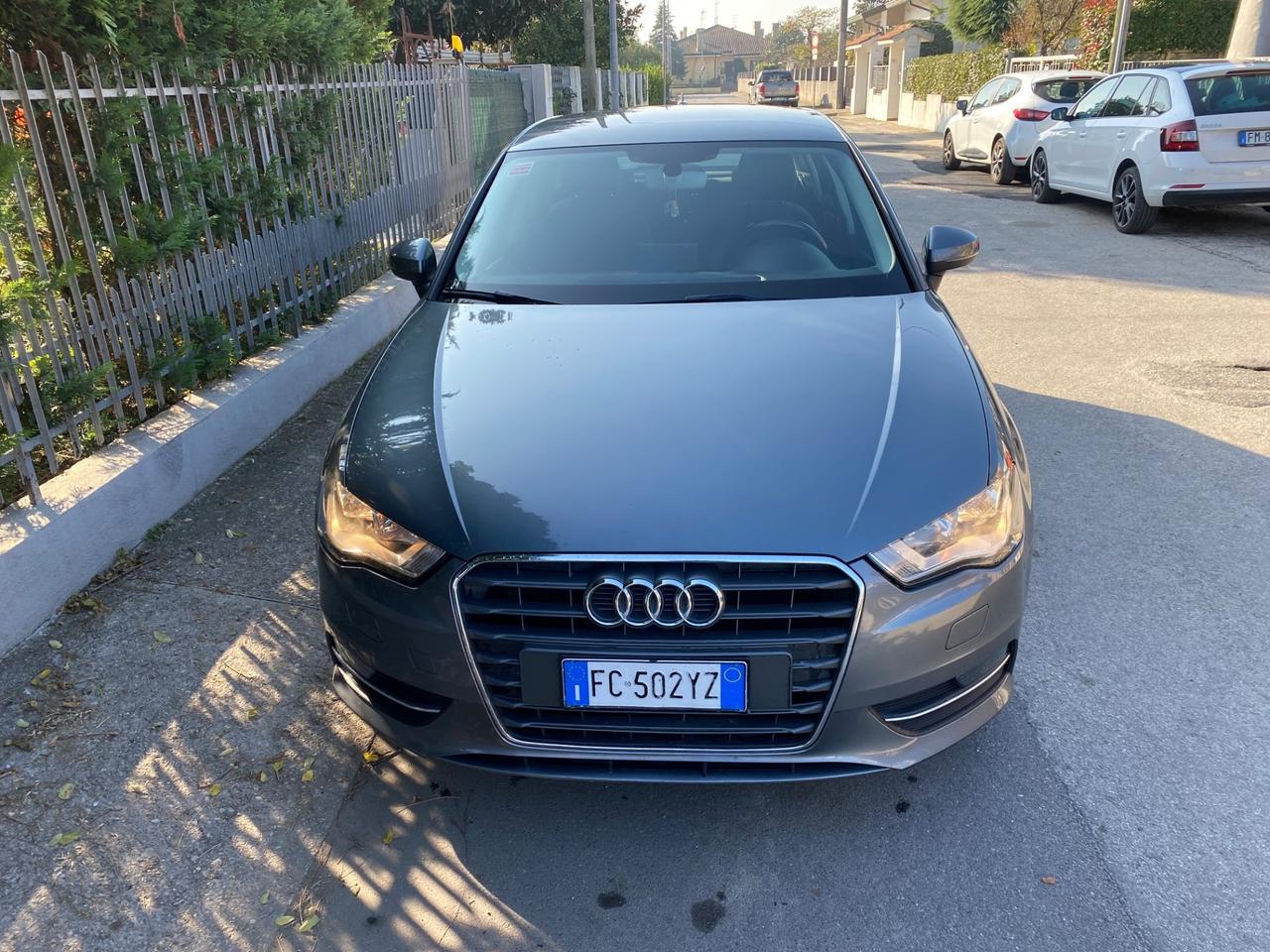 Audi A3 SPB 1.6 TDI clean diesel Ambition