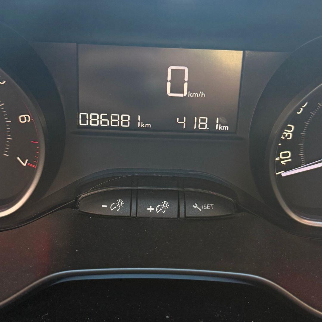 Peugeot 208 - 5 porte Allure - 83CV
