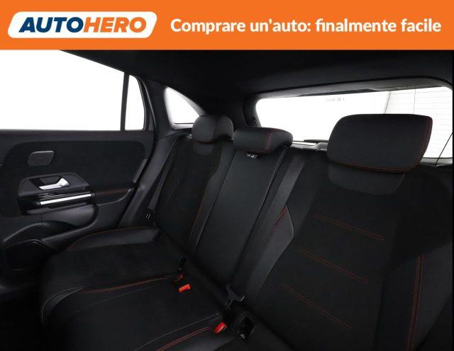 MERCEDES-BENZ GLA 200 d Automatic Premium