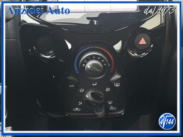 CITROEN C1 1.0 VTi 72 5 porte Shine Carplay