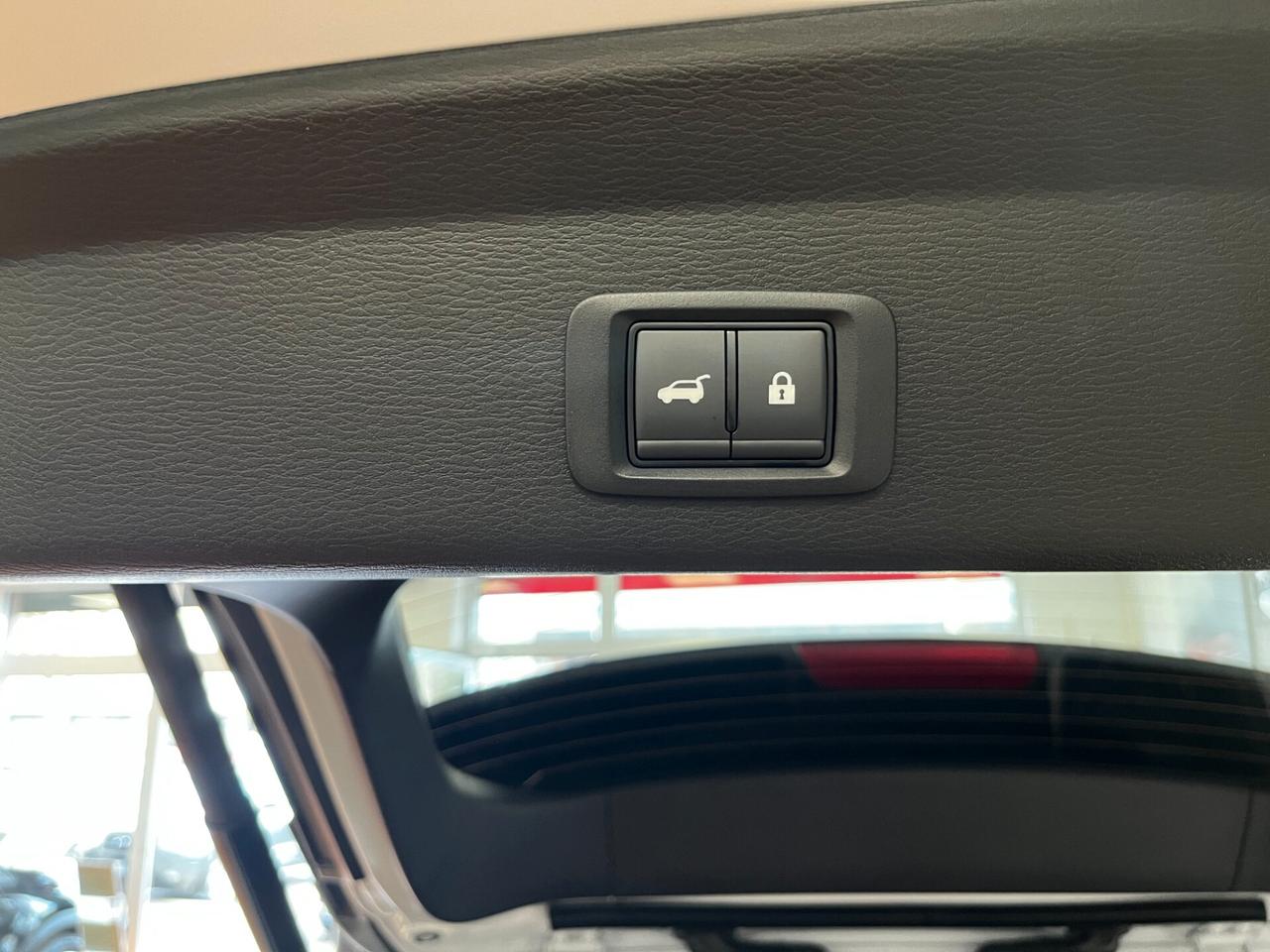 Mitsubishi Outlander 2.4 Phev Plug-in