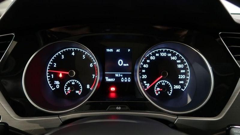 Volkswagen Touran Touran 1.5 tsi Business 150cv dsg #NAVIGATORE#CARPLAY#