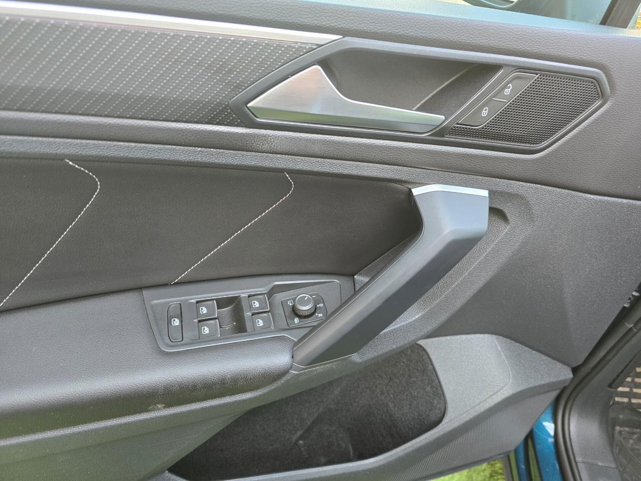 Vw Tiguan 2.0 TDI 200CV 4x4 R.line tetto apribile-2021