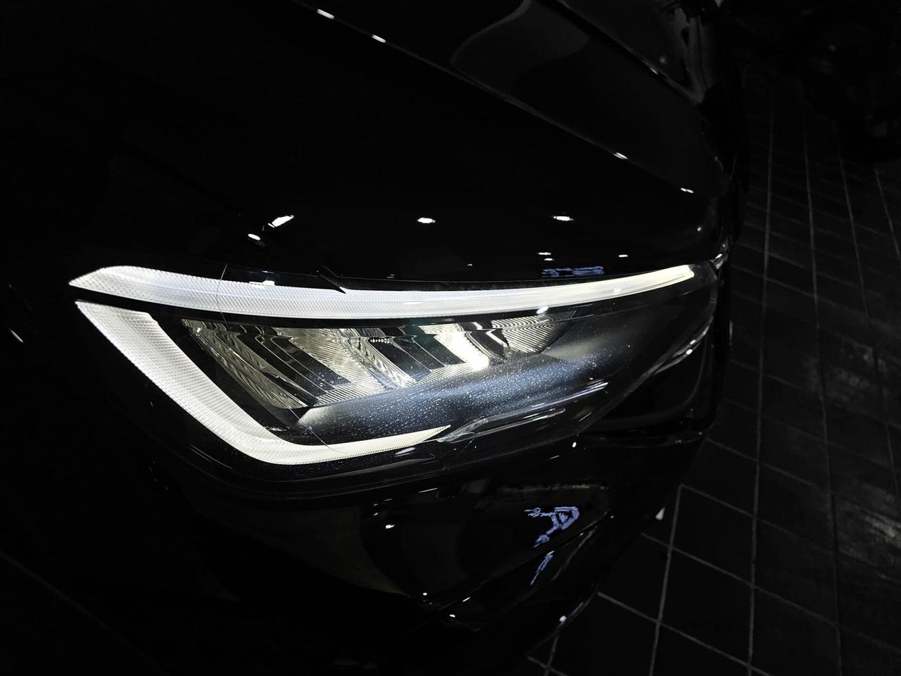 NUOVA VOLKSWAGEN TAIGO 1.5 TSI ACT R-Line TETTO PANORAMICO APRIBILE