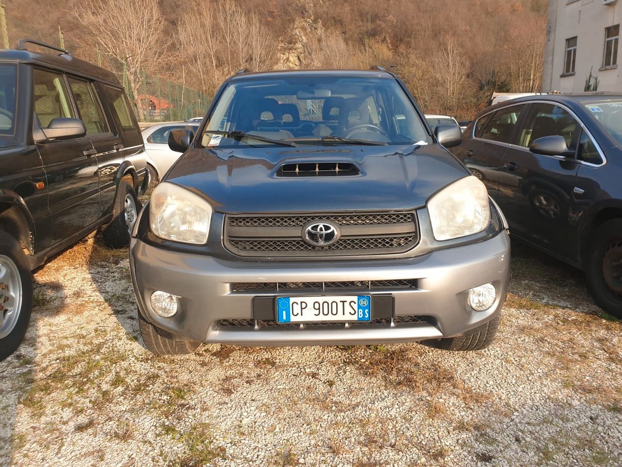 Toyota RAV 4 RAV4 2.0 Tdi D-4D cat 3 porte Sol SOLO PER COMMERCIANTI