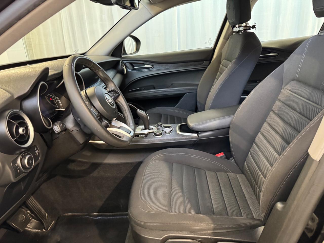 Alfa Romeo Stelvio 2.2 Turbodiesel 190 CV AT8 Q4 Business