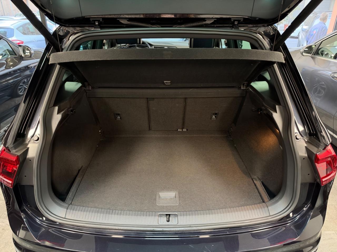 VW TIGUAN 2.0 BITURBO 240 CV R-LINE TETTO