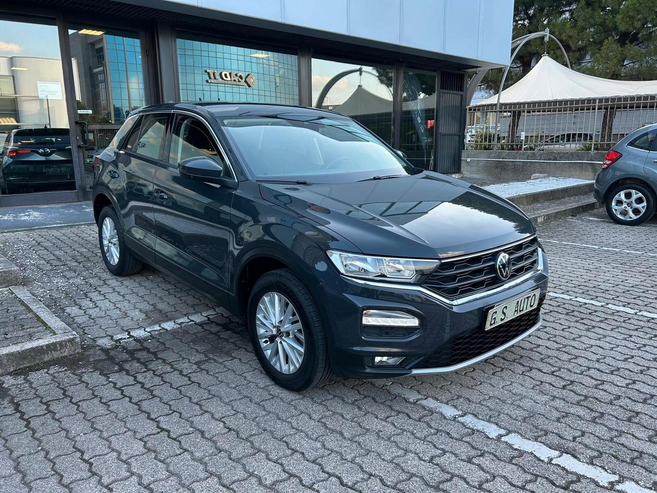 Volkswagen T-Roc 1.0 tsi 110cv NEOPATENTATI OK!!!