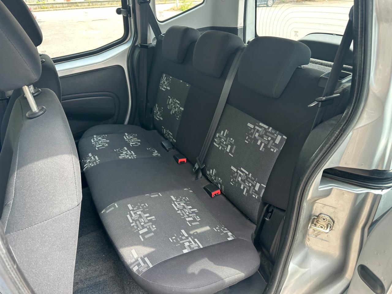 Fiat Qubo 1.4 8V 77 CV Active Natural Power