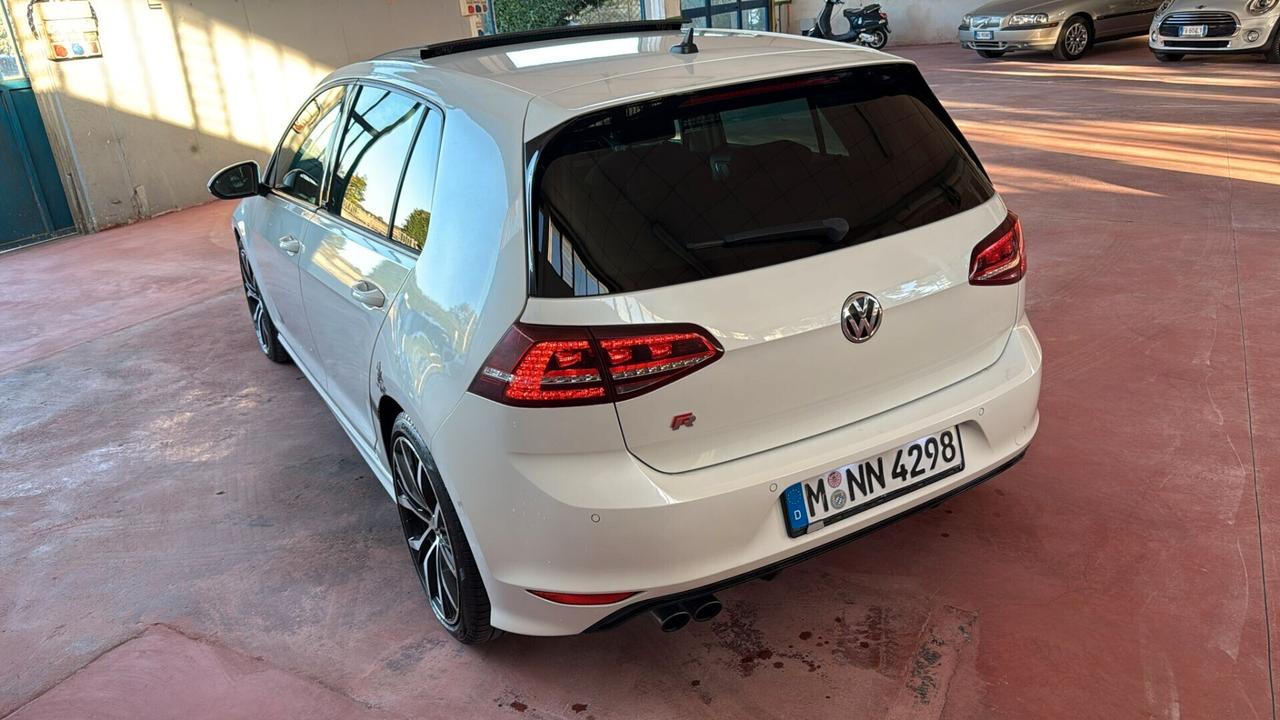 Volkswagen Golf 2.0 TDI 5p. 4MOTION Highline BlueMotion Technology