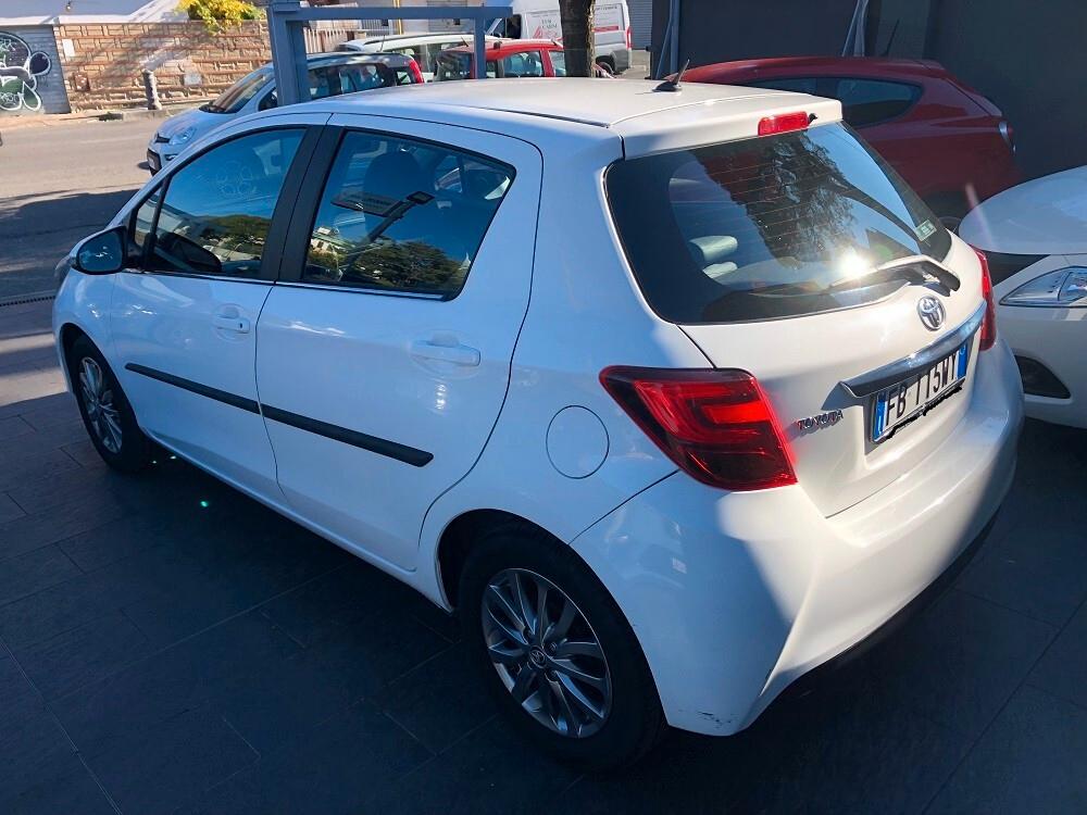 Toyota Yaris 1.3 5 porte Lounge