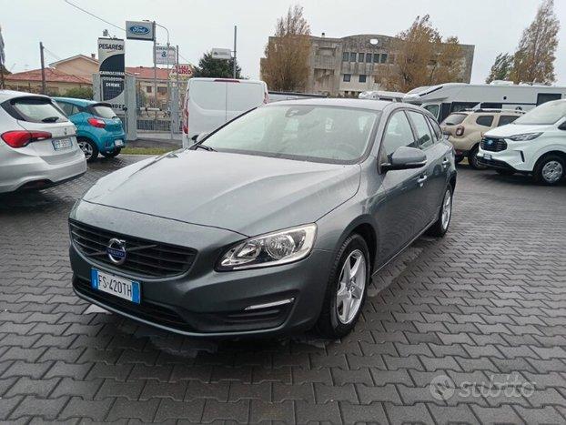 VOLVO V60 (2010-2018) V60 D2 Geartronic Kinetic