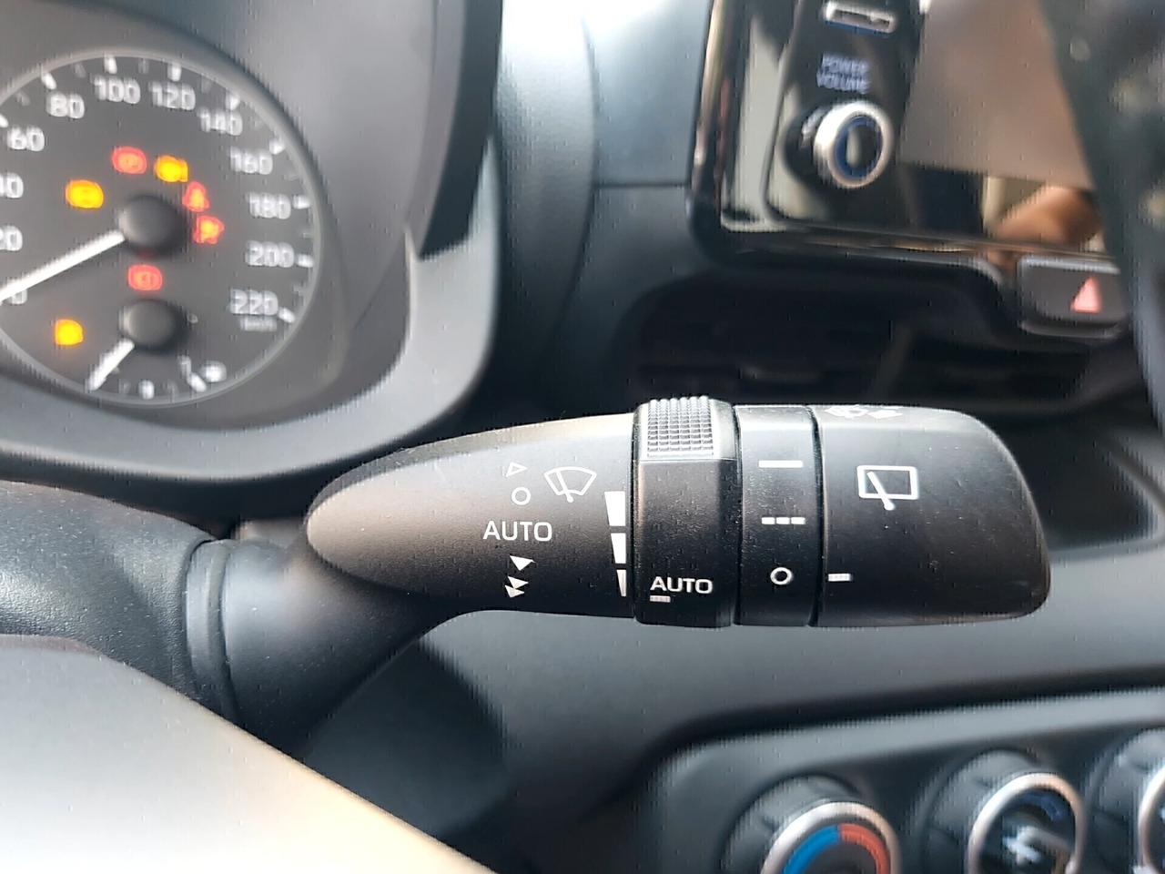 Toyota Yaris 1.0 5 porte BUSINESS