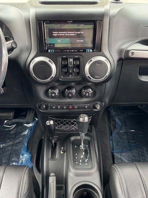 Jeep Wrangler Unlimited 2.8 CRD DPF Sahara Auto