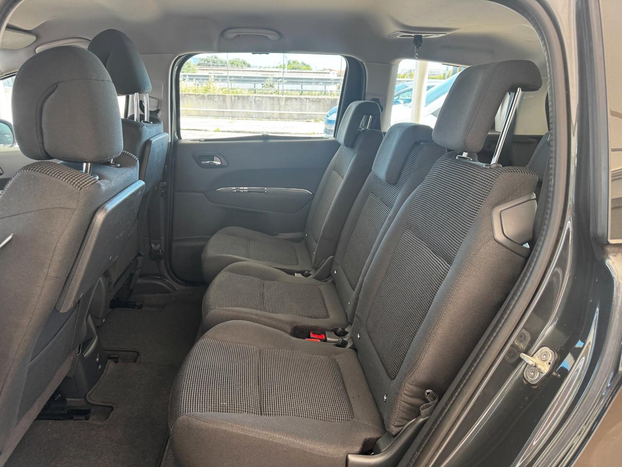 Peugeot 5008 1.6 HDi 115CV Access 7 POSTI - 2013
