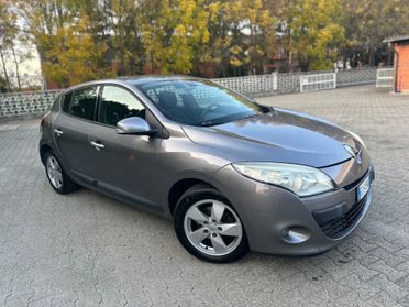 Renault Megane Mégane Coupé 1.5 dCi 110CV Luxe
