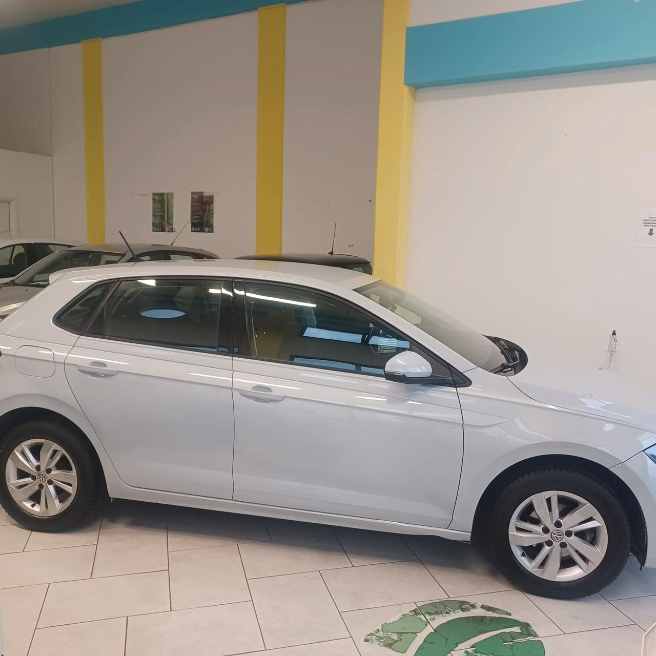 70.118KM SEMBRA NUOVA VW POLO 1.0 NEOPATENTATI