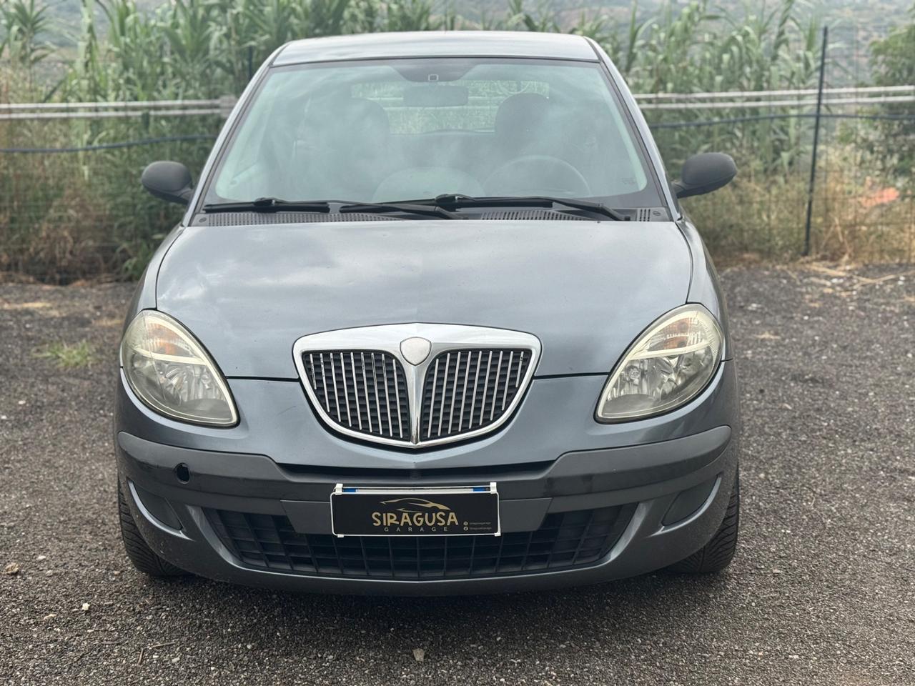 Lancia Ypsilon 1.2 16V Argento