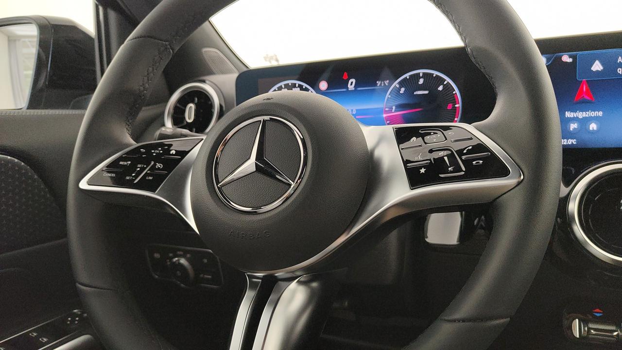 Mercedes-Benz GLA 200 d automatic