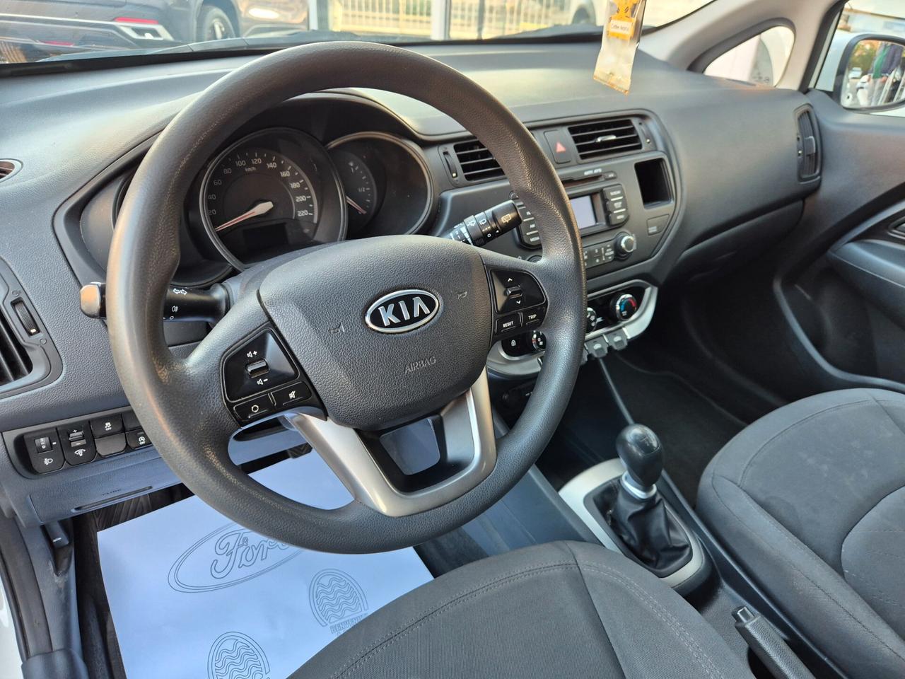 Kia Rio 1.1 CRDi WGT 5p. LX UNIPRO 22