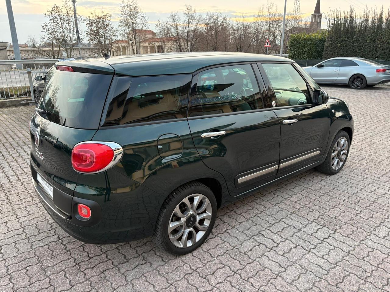 FIAT 500L 1.6 MJT SI A NEOPATENTATI