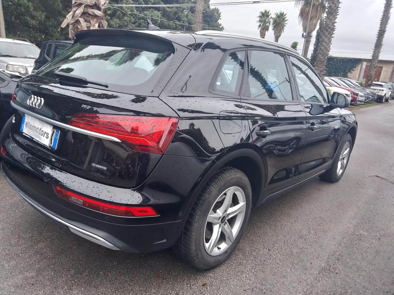 Audi Q5 50 TFSI e quattro S tronic Business