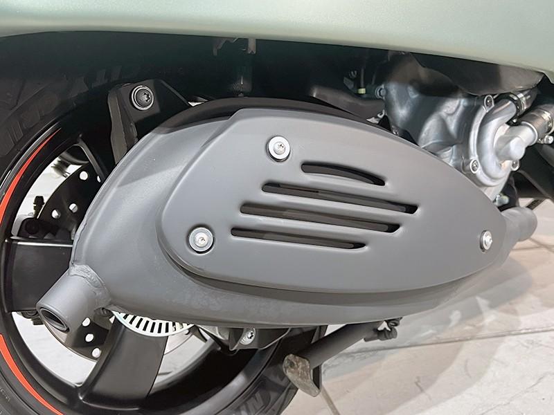 Piaggio Vespa Sei Giorni 300