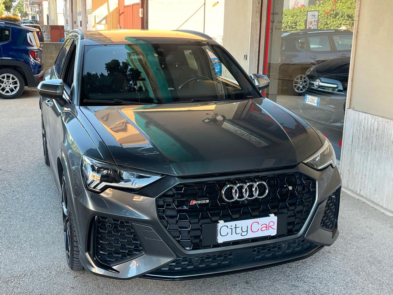 Audi Q3 RS quattro S tronic