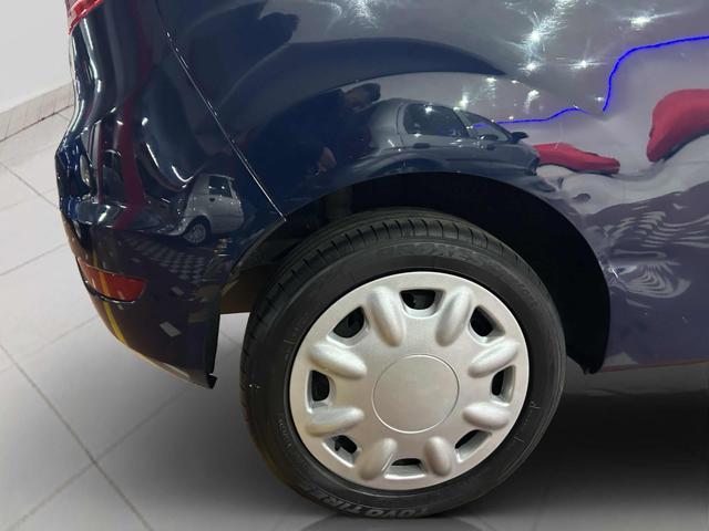 FORD Fiesta 1.4 3 porte Bz.- GPL Black & White Edition