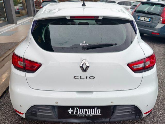 RENAULT Clio 1.2 75CV 5p Intense