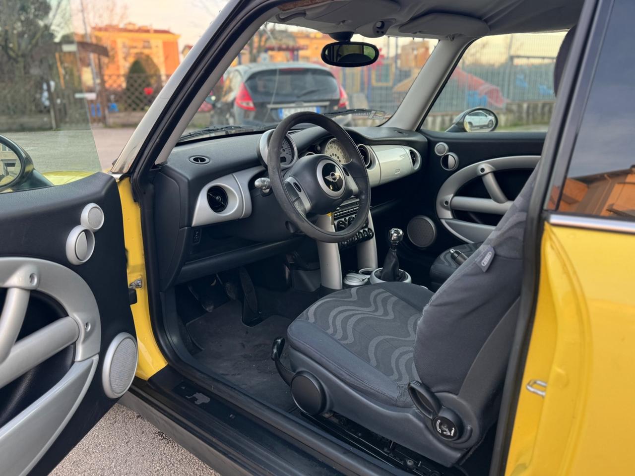 Mini 1.6 16V One de luxe