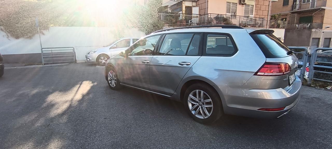 Volkswagen Golf Variant 2.0 TDI Highline BlueMotion Technology
