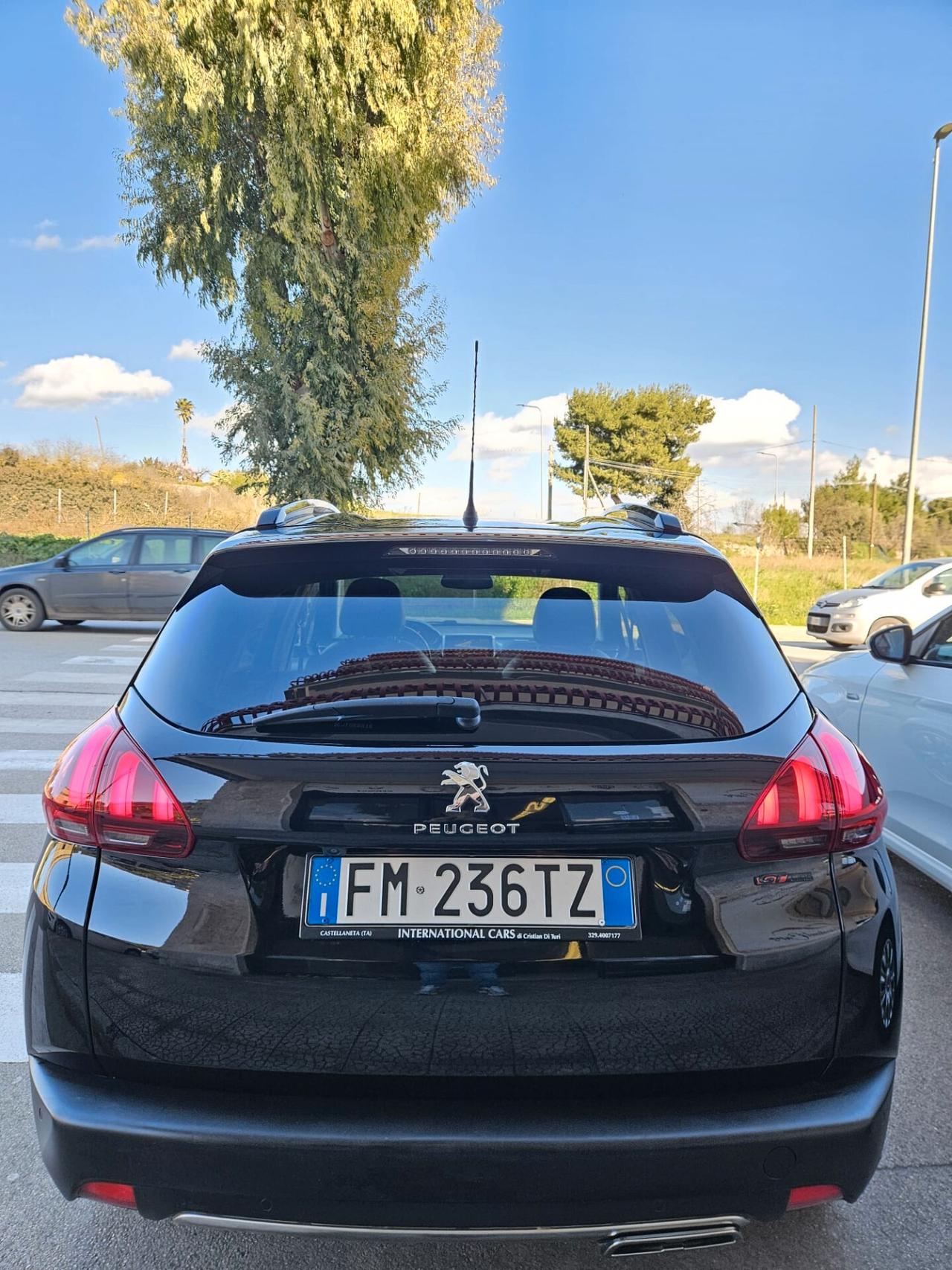 Peugeot 2008 GTline 1.6 bluehdi 120cv