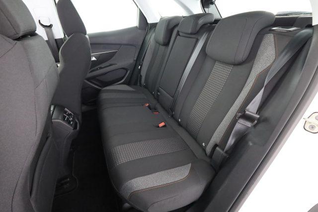 PEUGEOT 3008 3008 BlueHDi 130 S&S Active
