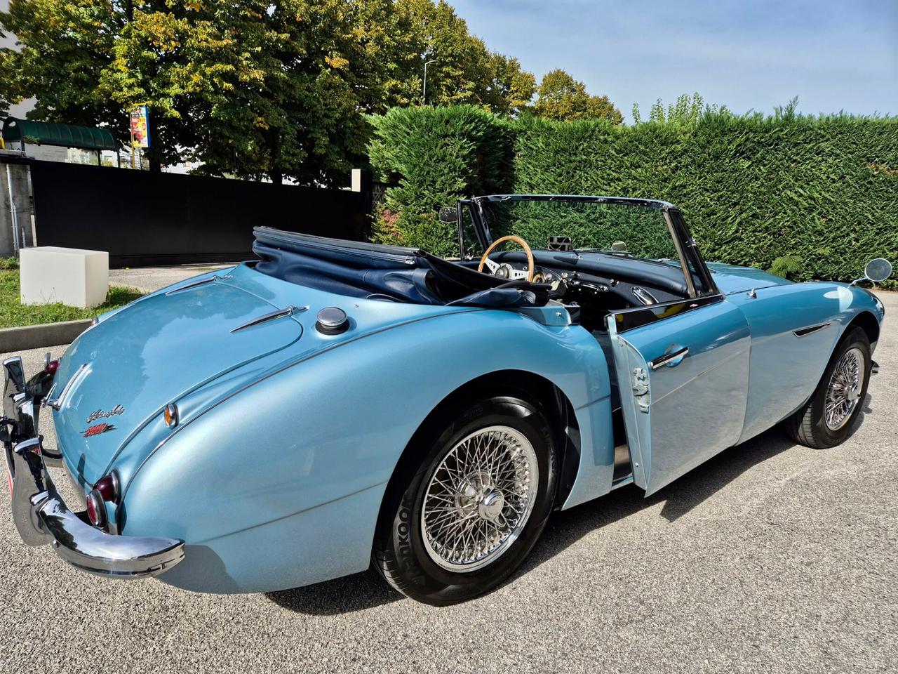 Austin Healey MKII 3000