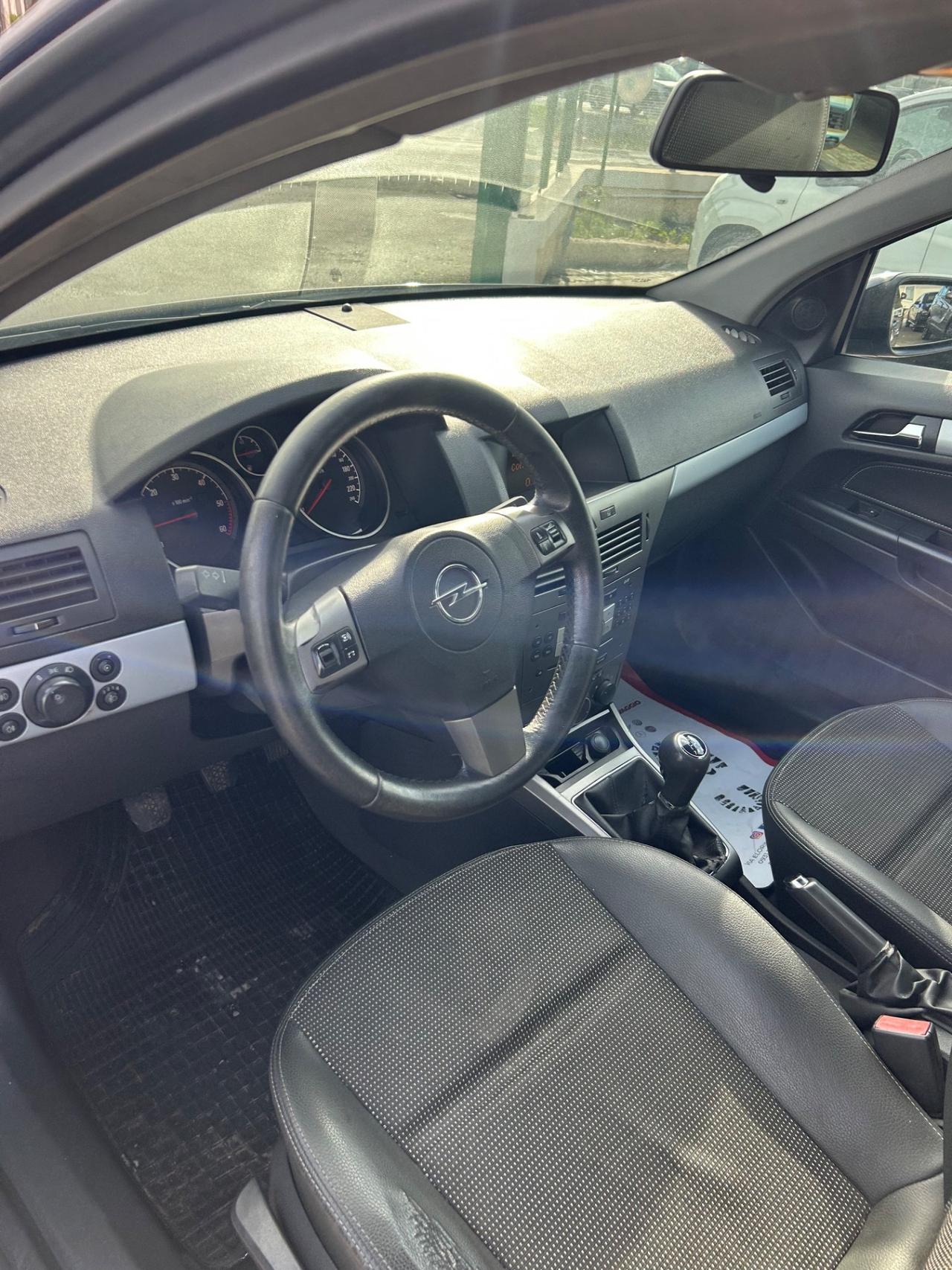 Opel Astra 1.7 CDTI 101CV Station Wagon Club