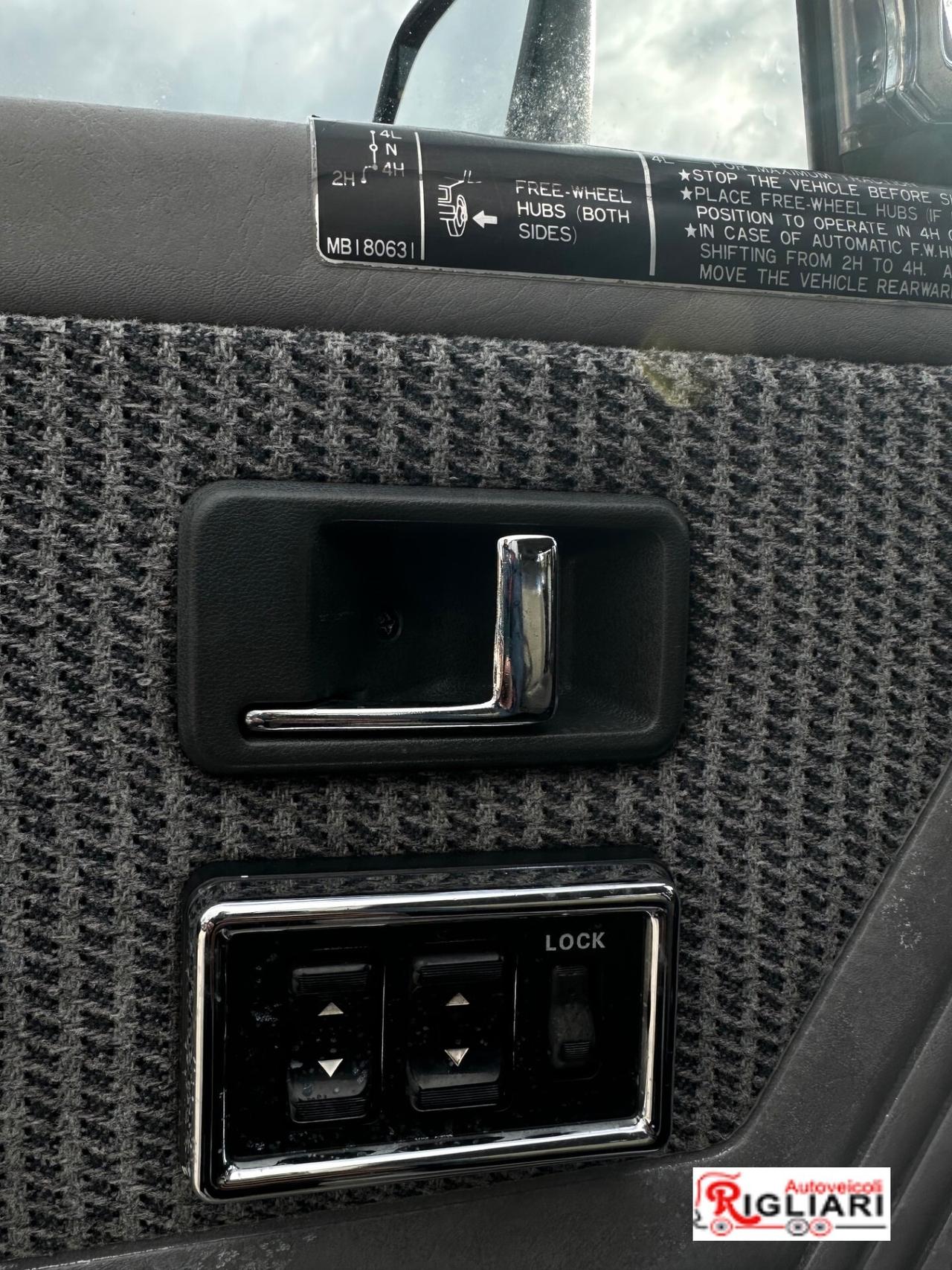 Mitsubishi Pajero 2.5 TD Metal-top DL