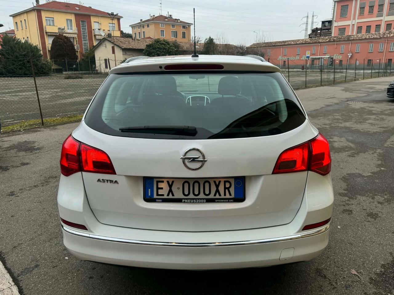 Opel Astra 1.4 Turbo 140CV 5 porte GPL Tech Cosmo