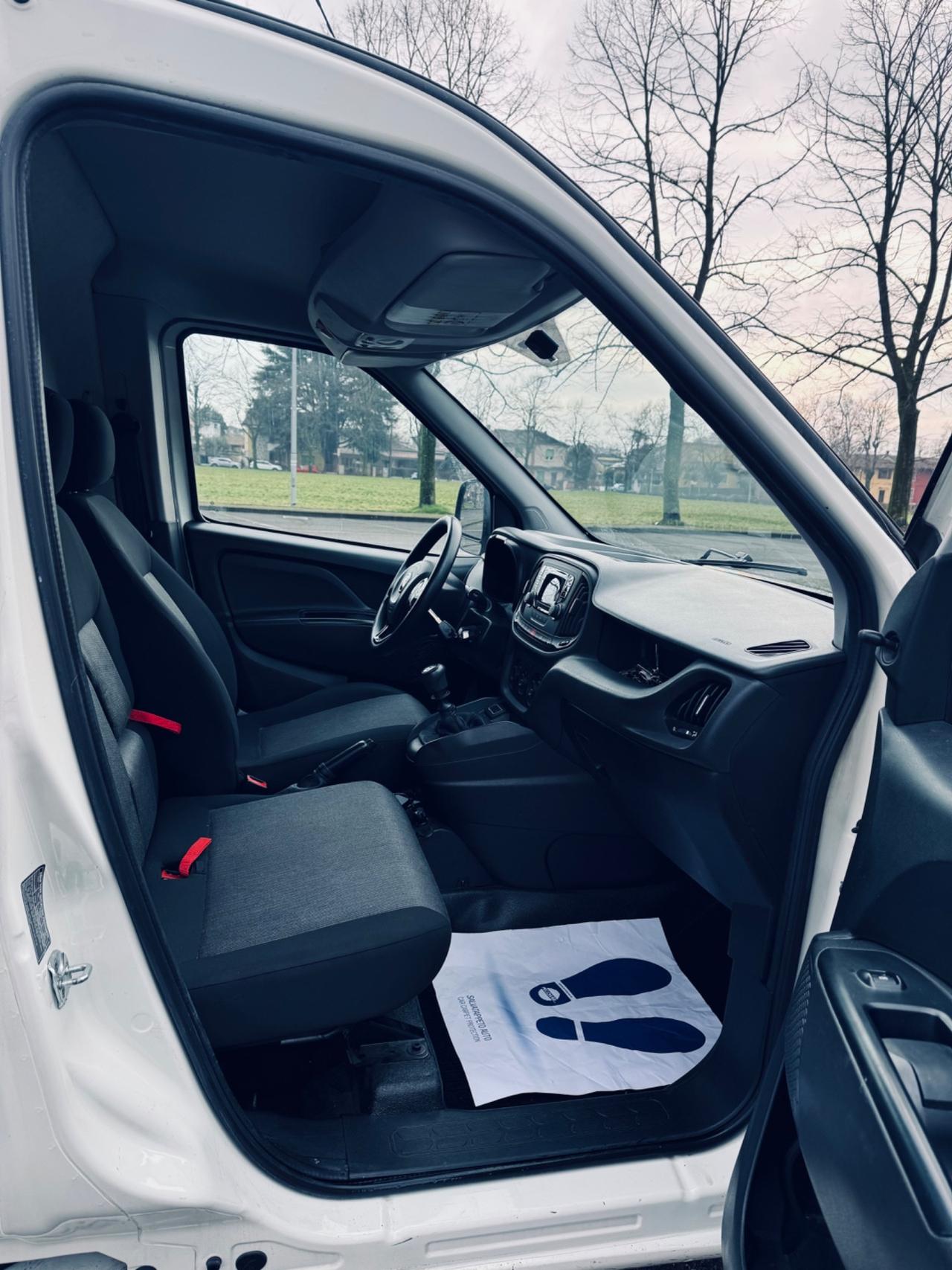 Fiat Doblo Doblò 1.4 T-Jet Natural Power PL-TN Cargo Maxi Lamierato