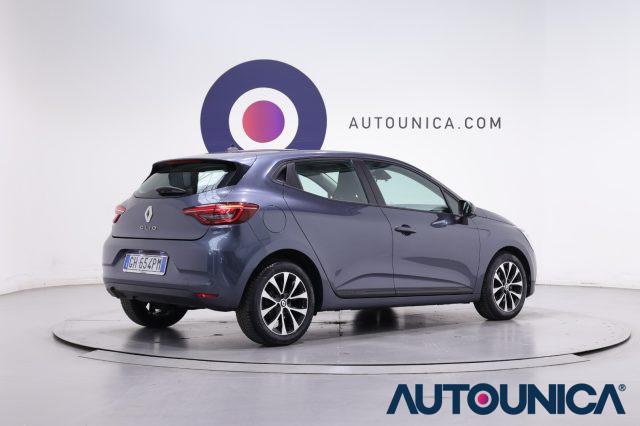 RENAULT Clio TCE 90 CV 5 PORTE BUSINESS FARI LED