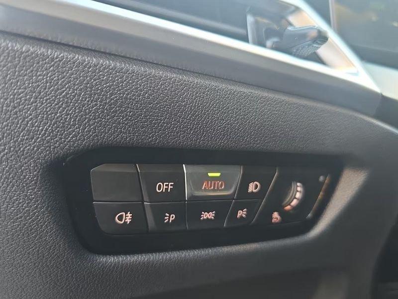 BMW Serie 3 318d 48V MSport Touring auto Camera Live Cockpit 18"