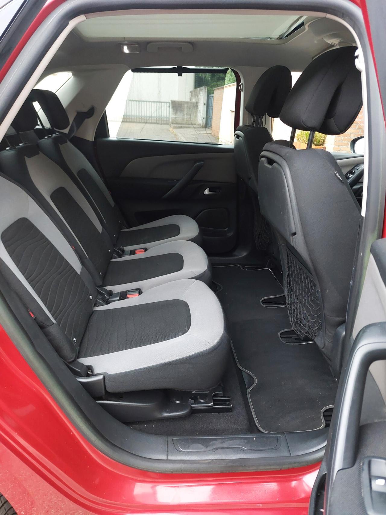 Citroen C4 1.6HDi 115 Exclusive neopatentati anno 2015
