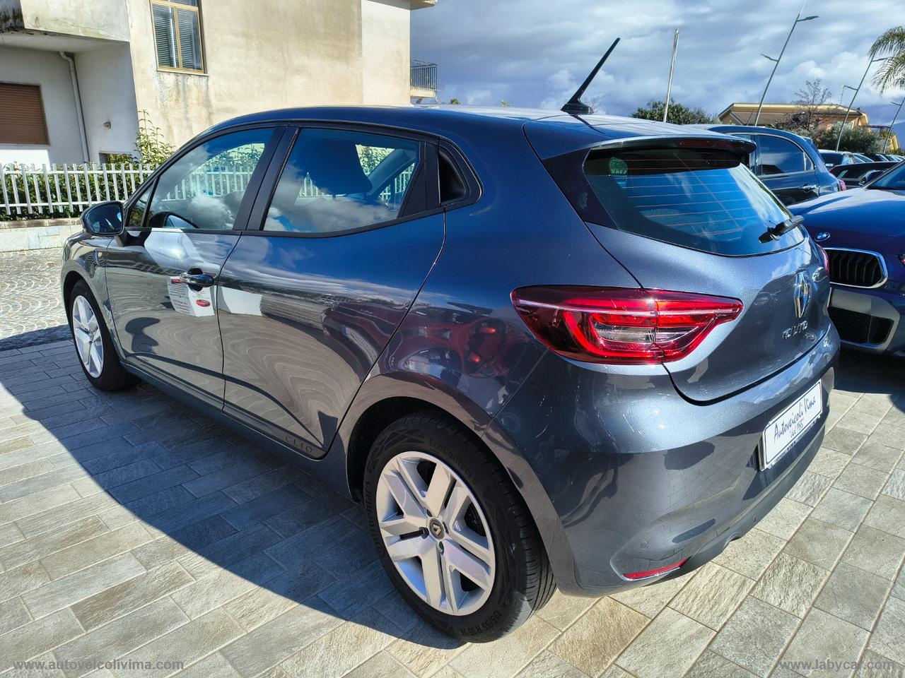 RENAULT Clio TCe 100 CV GPL Business